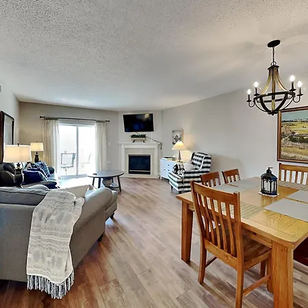 Apartamento Kickin Back Whispering Pines 343